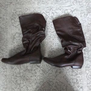 Brown boots